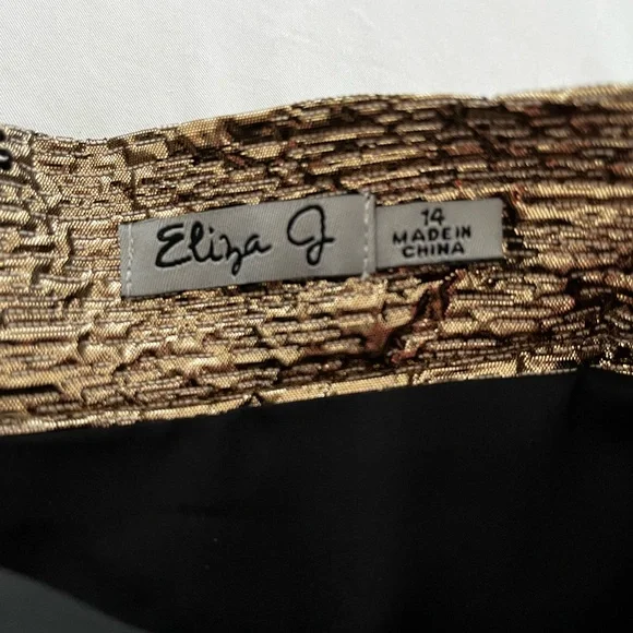 Eliza J Midi Bronze A-Line Skirt with Pockets - Picture 5 of 12